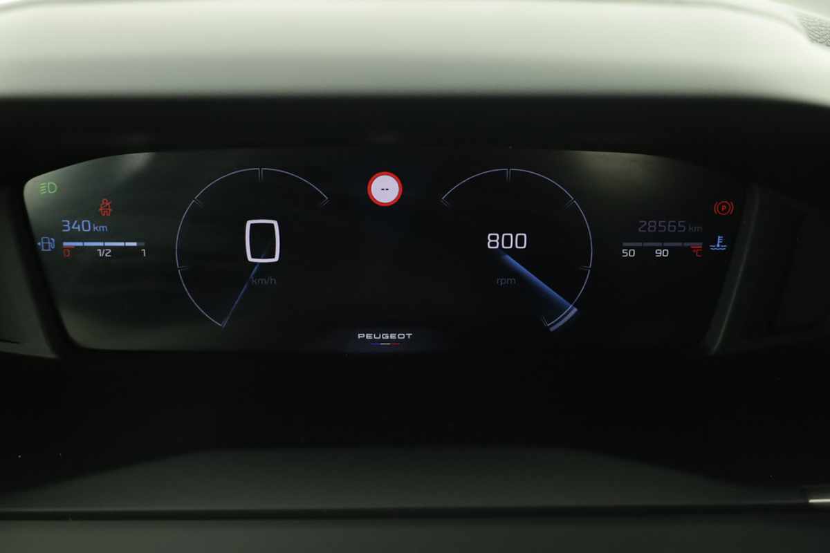 peugeot-2008-2024-gasolina-1199cc