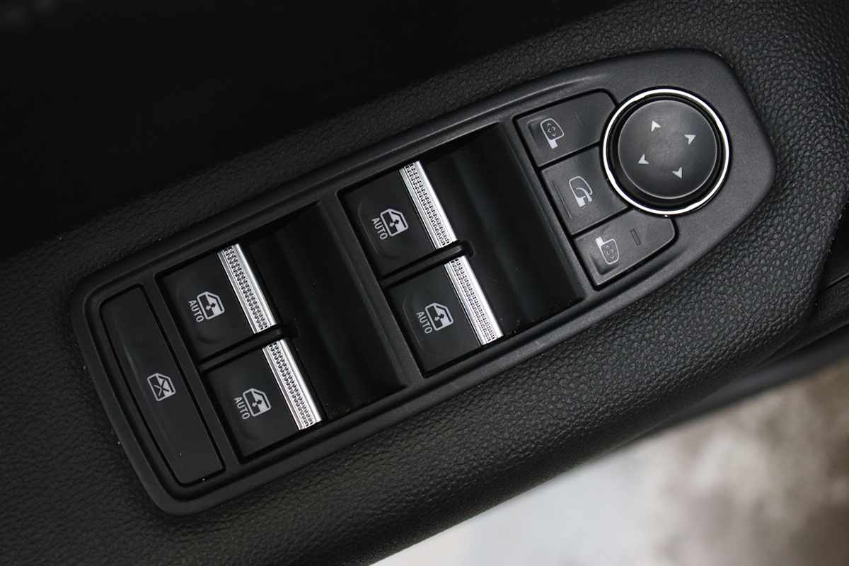 renault-captur-2024-gasolina-999cc