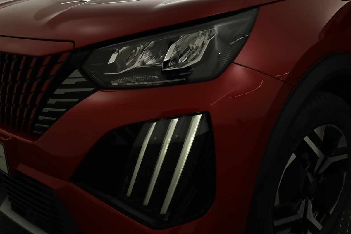 peugeot-2008-2024-gasolina-1199cc