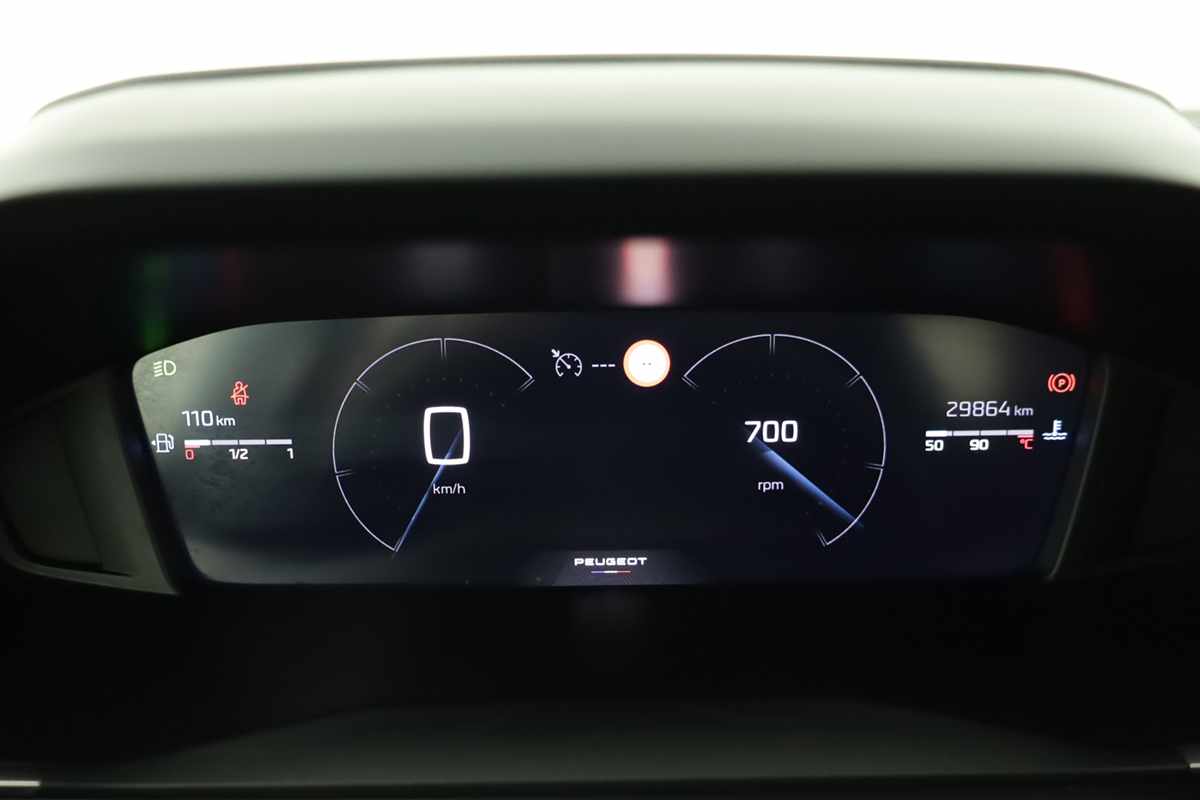 peugeot-2008-2024-gasolina-1199cc