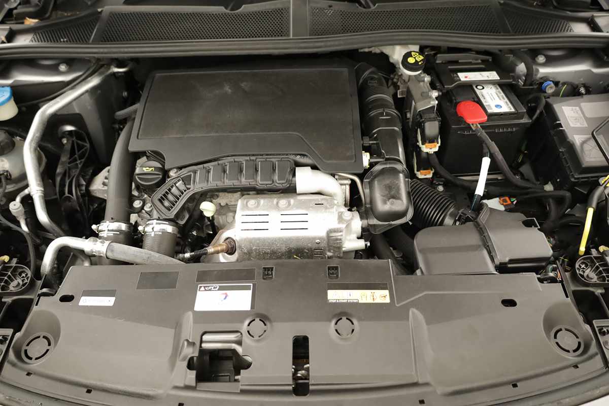peugeot-308-2024-gasolina-1199cc