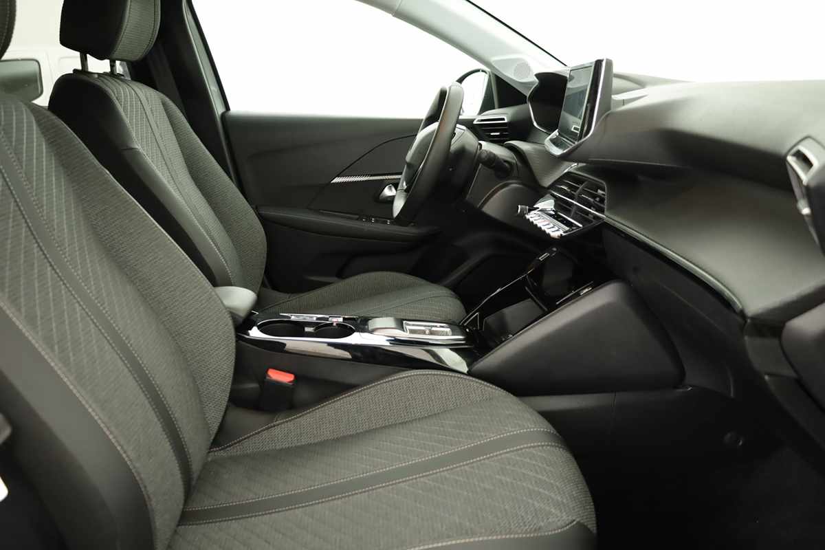 peugeot-e-208-2025-eletrico-0cc