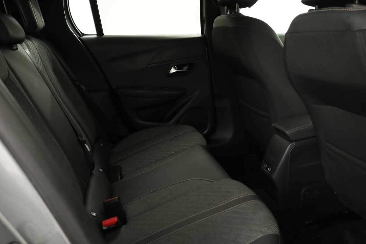 peugeot-e-208-2025-eletrico-0cc