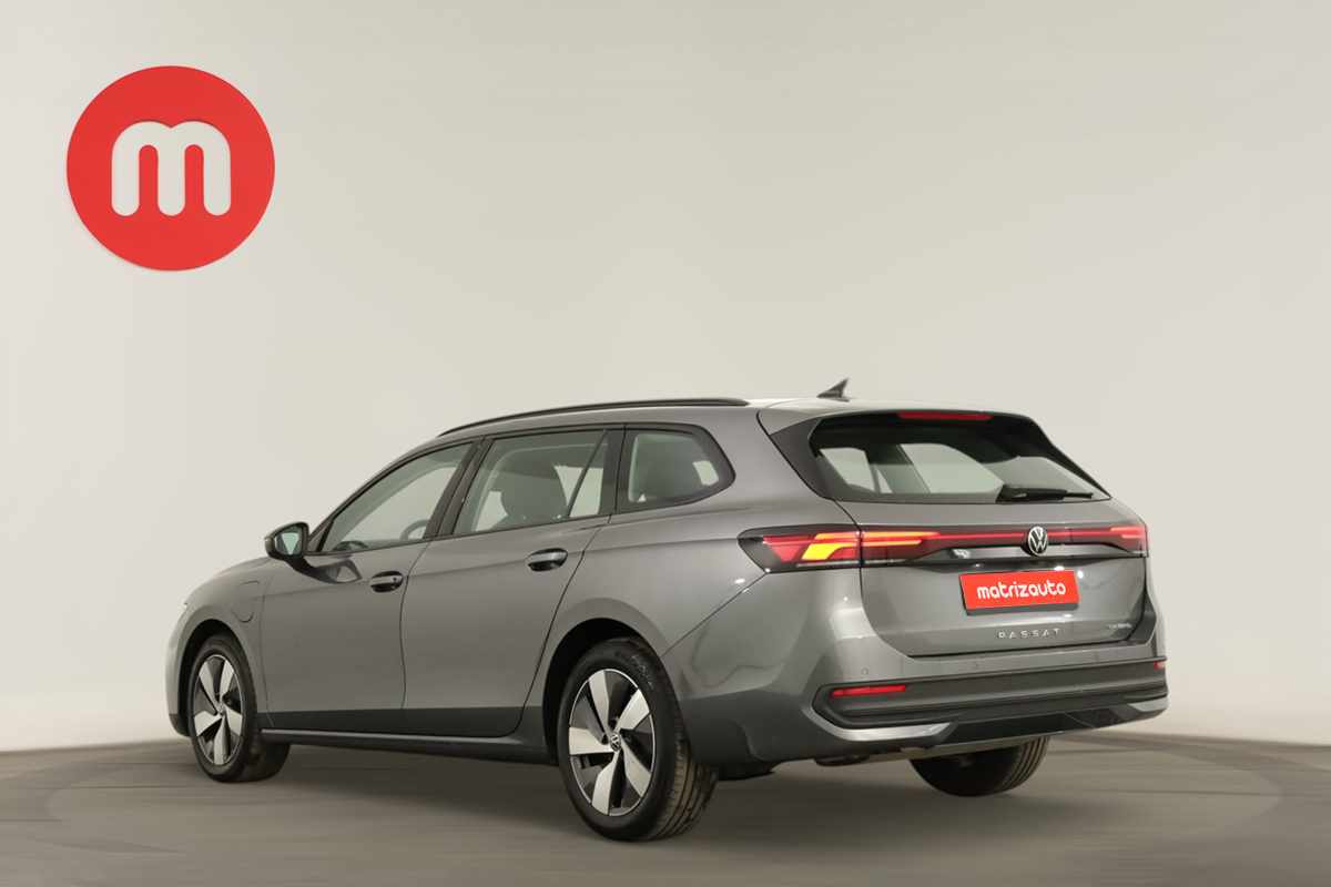 volkswagen-passat-variant-2025-hibrido-a-gasolina-1498cc
