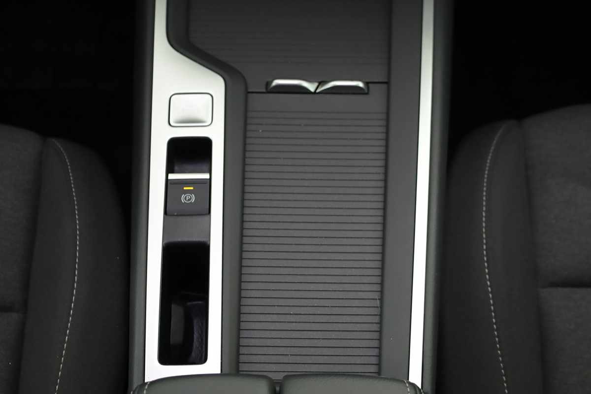 volkswagen-passat-variant-2025-hibrido-a-gasolina-1498cc