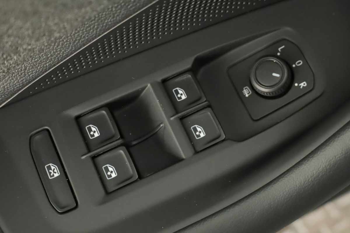 volkswagen-passat-variant-2025-hibrido-a-gasolina-1498cc