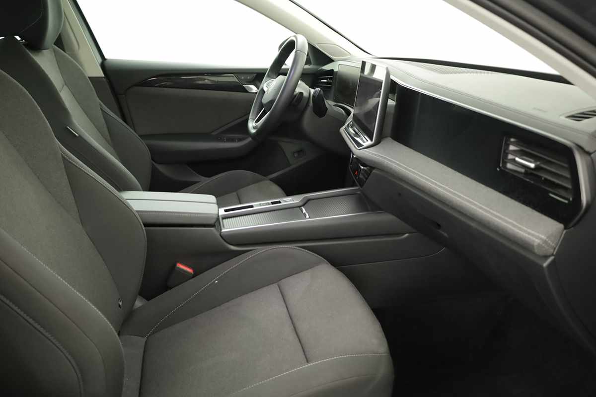 volkswagen-passat-variant-2025-hibrido-a-gasolina-1498cc