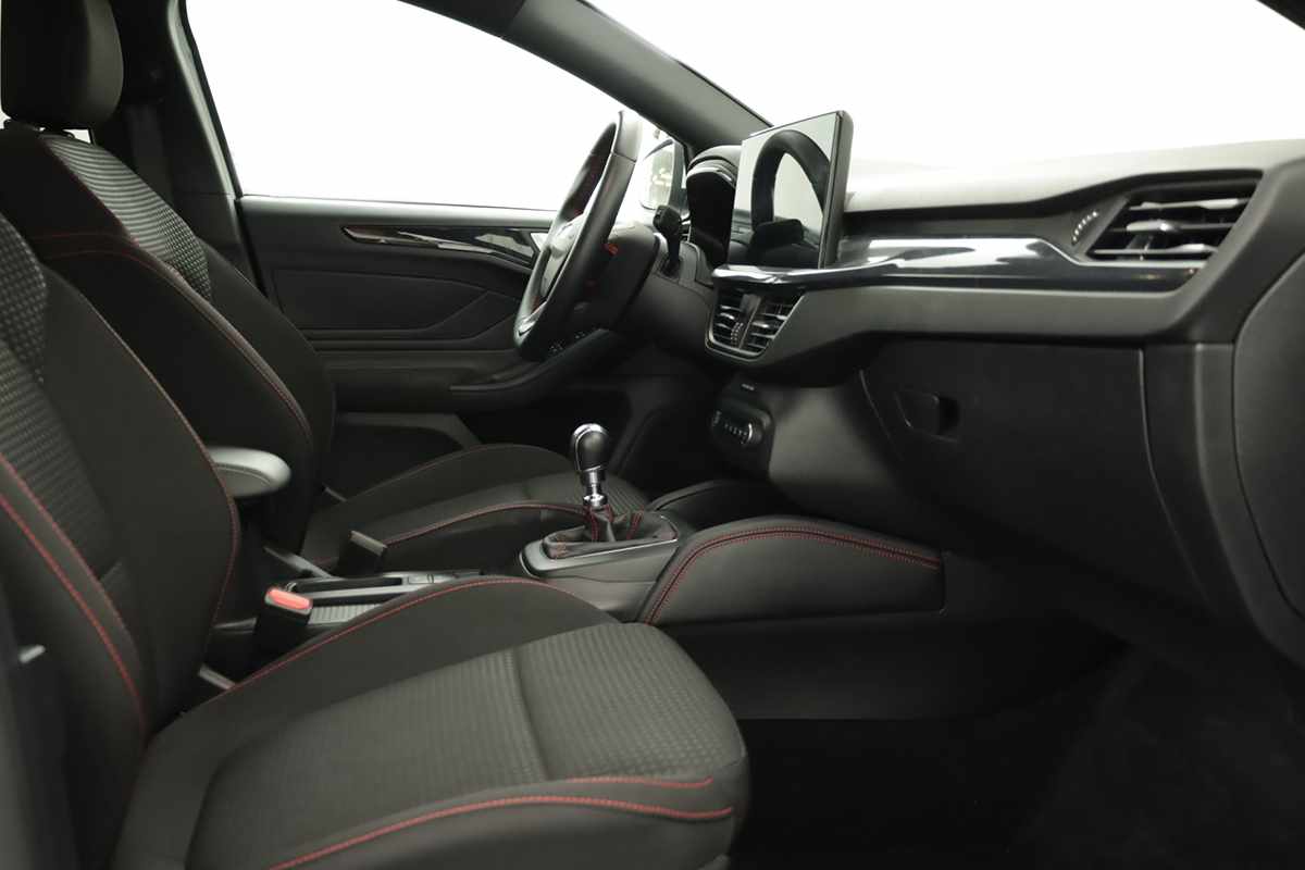 ford-focus-2025-gasolina-998cc