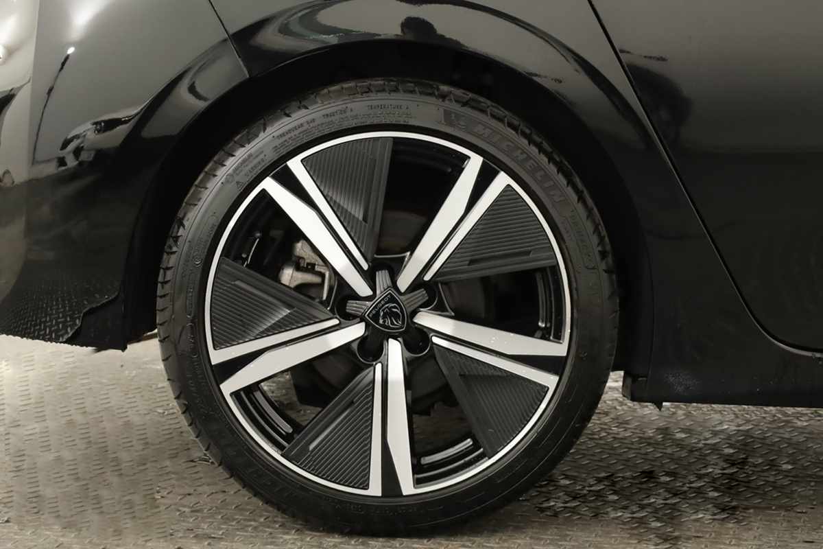peugeot-308-2024-gasolina-1199cc