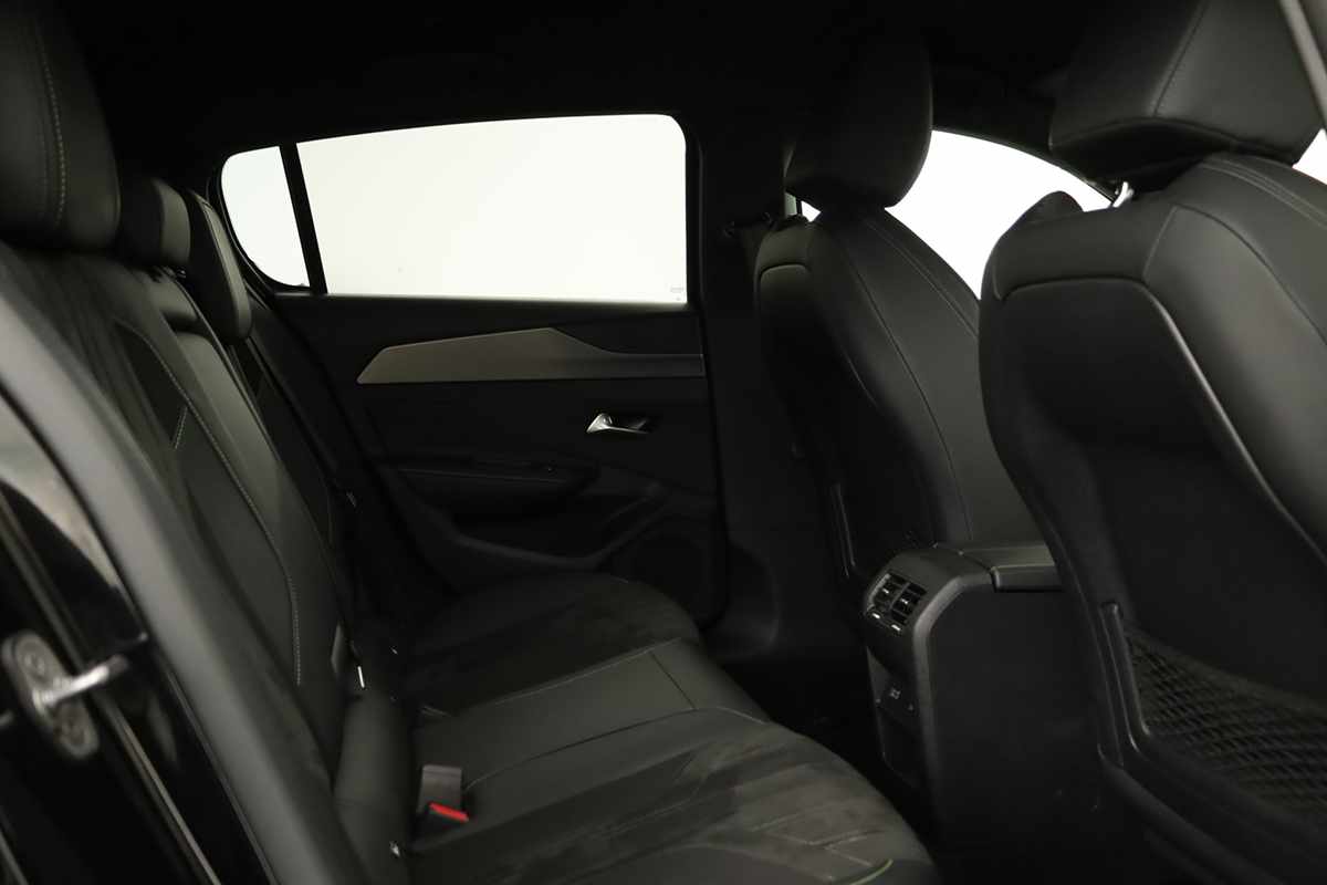 peugeot-308-2024-gasolina-1199cc
