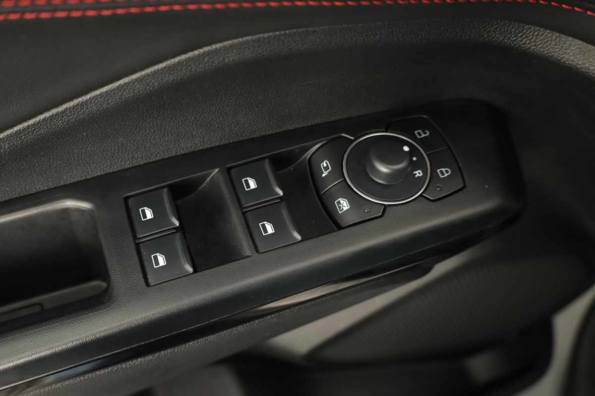 ford-puma-2025-gasolina-998cc