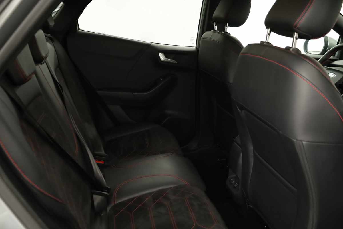ford-puma-2025-gasolina-998cc