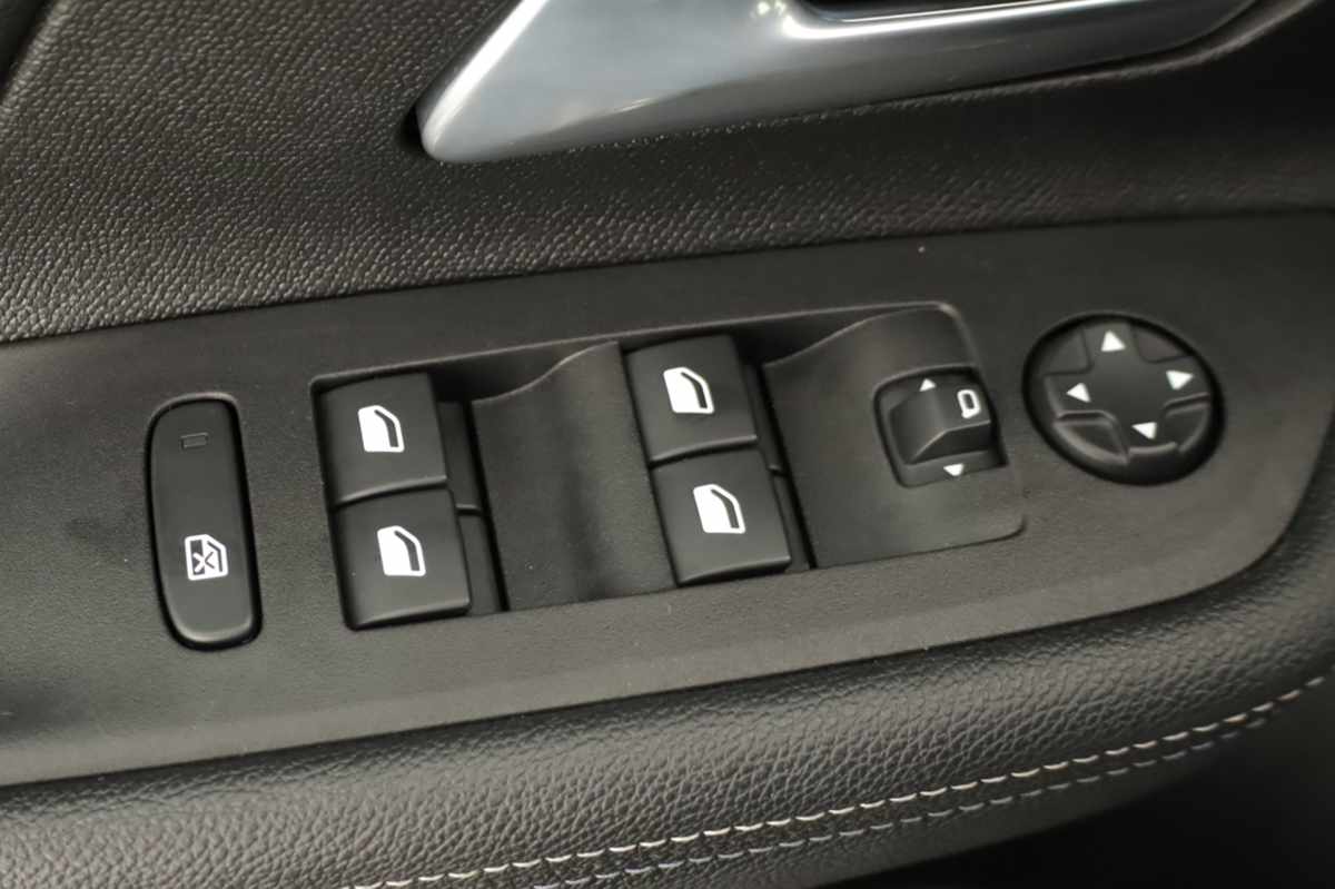opel-mokka-2025-gasolina-1199cc