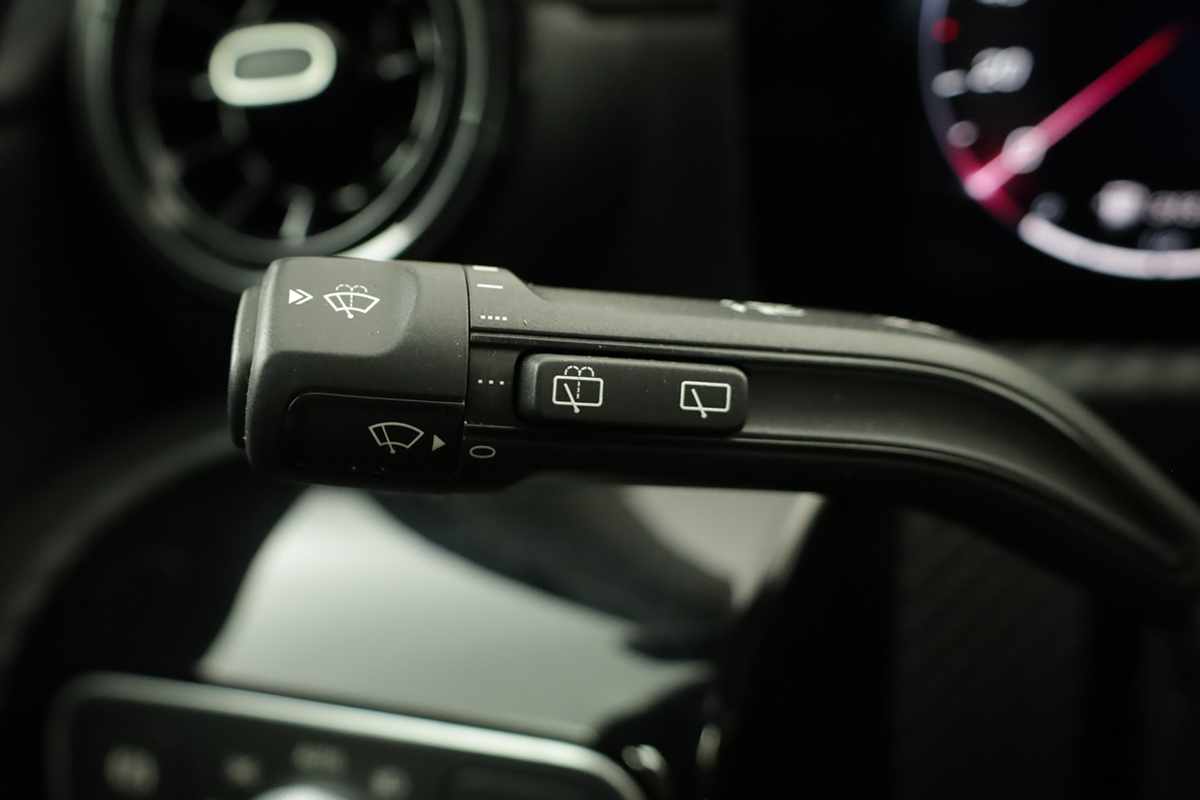 mercedes-benz-classe-a-2024-gasolina-1332cc