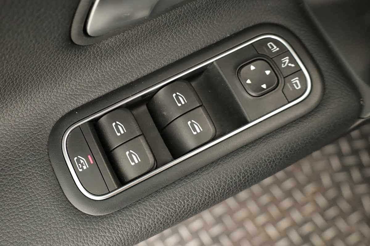 mercedes-benz-classe-a-2024-gasolina-1332cc