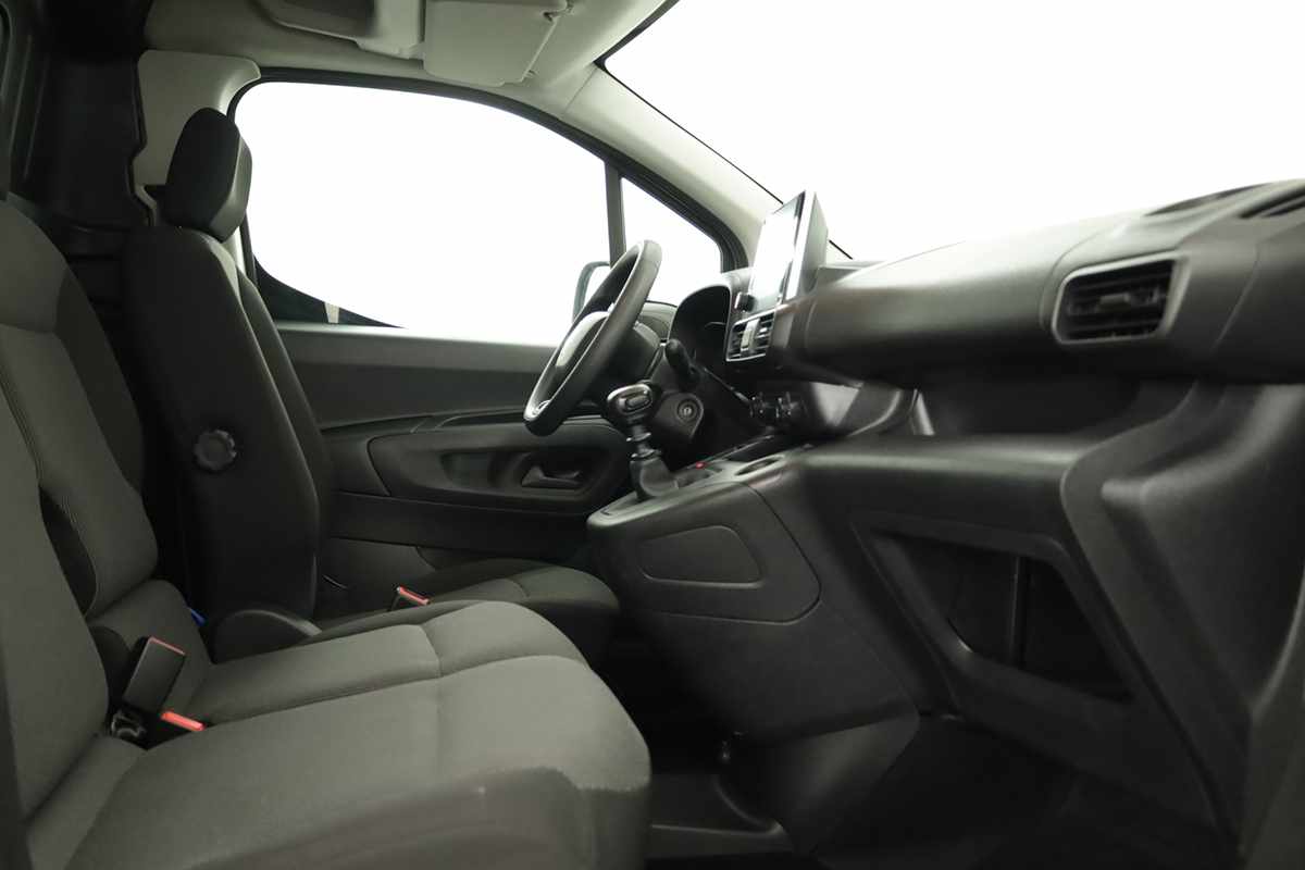 citroen-berlingo-2024-diesel-1499cc