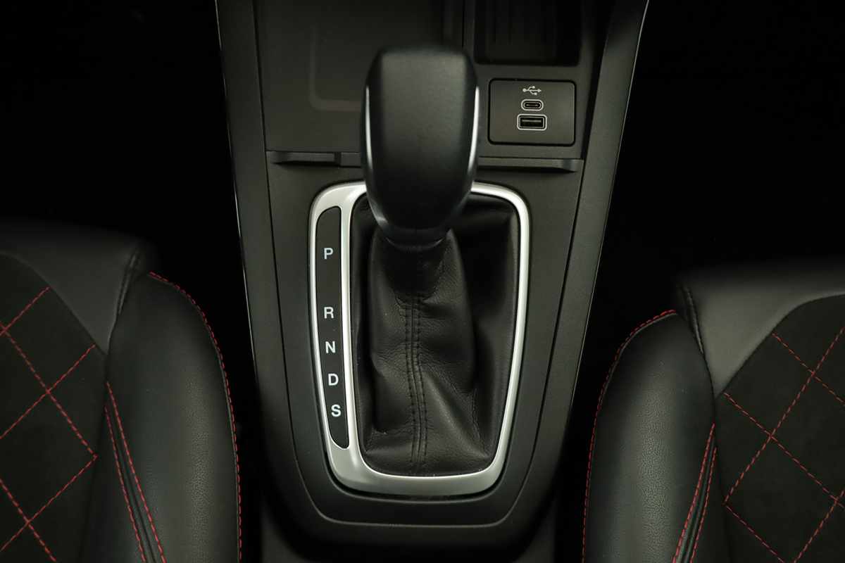 ford-puma-2025-gasolina-998cc