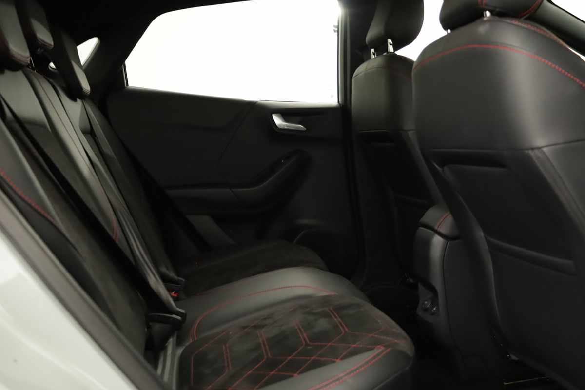 ford-puma-2025-gasolina-998cc