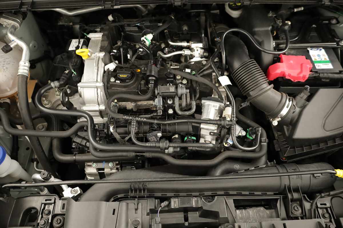 ford-puma-2025-gasolina-998cc