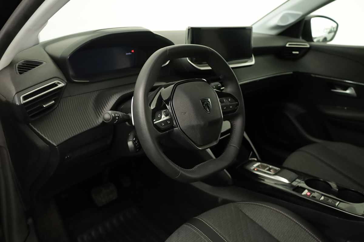 peugeot-208-2025-gasolina-1199cc
