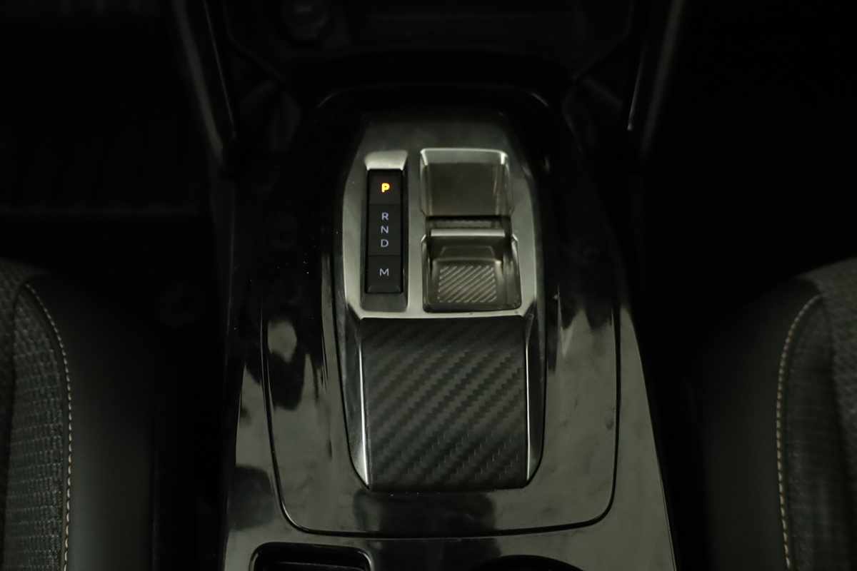 peugeot-208-2025-gasolina-1199cc