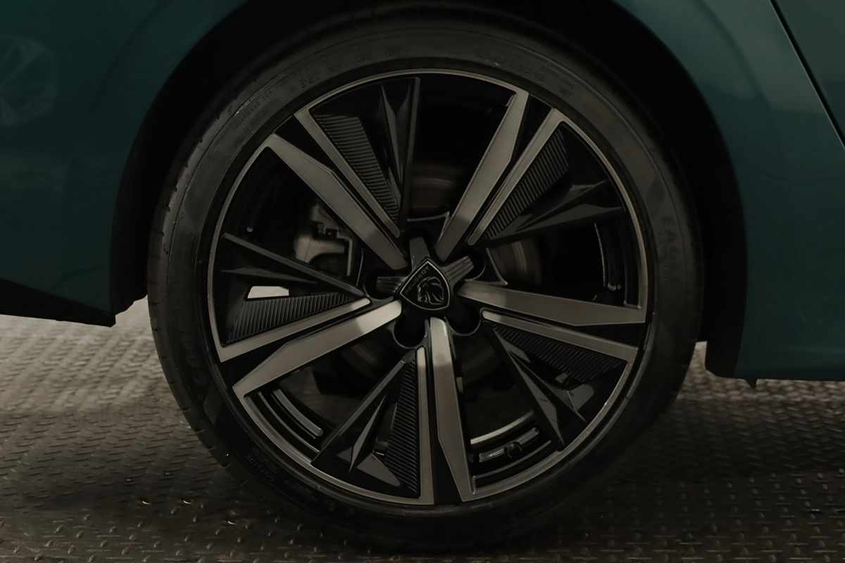 peugeot-308-sw-2024-gasolina-1199cc