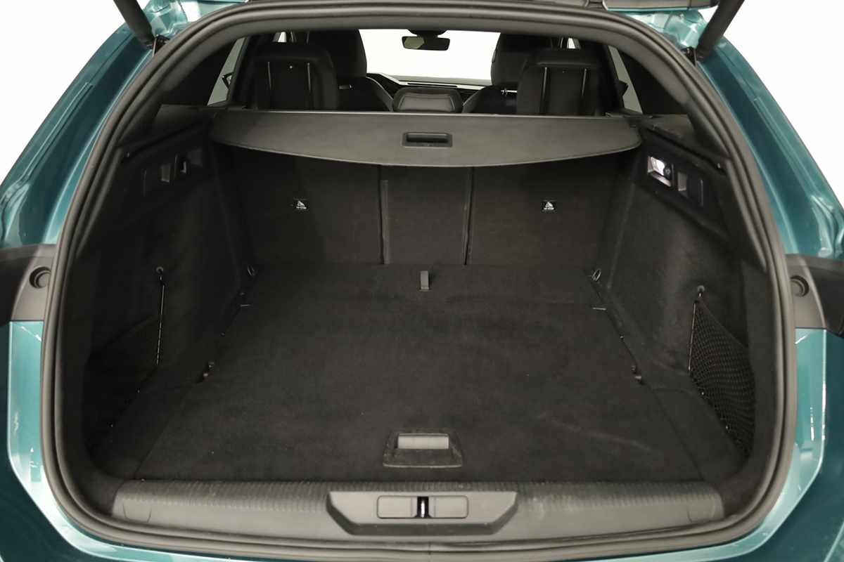 peugeot-308-sw-2024-gasolina-1199cc