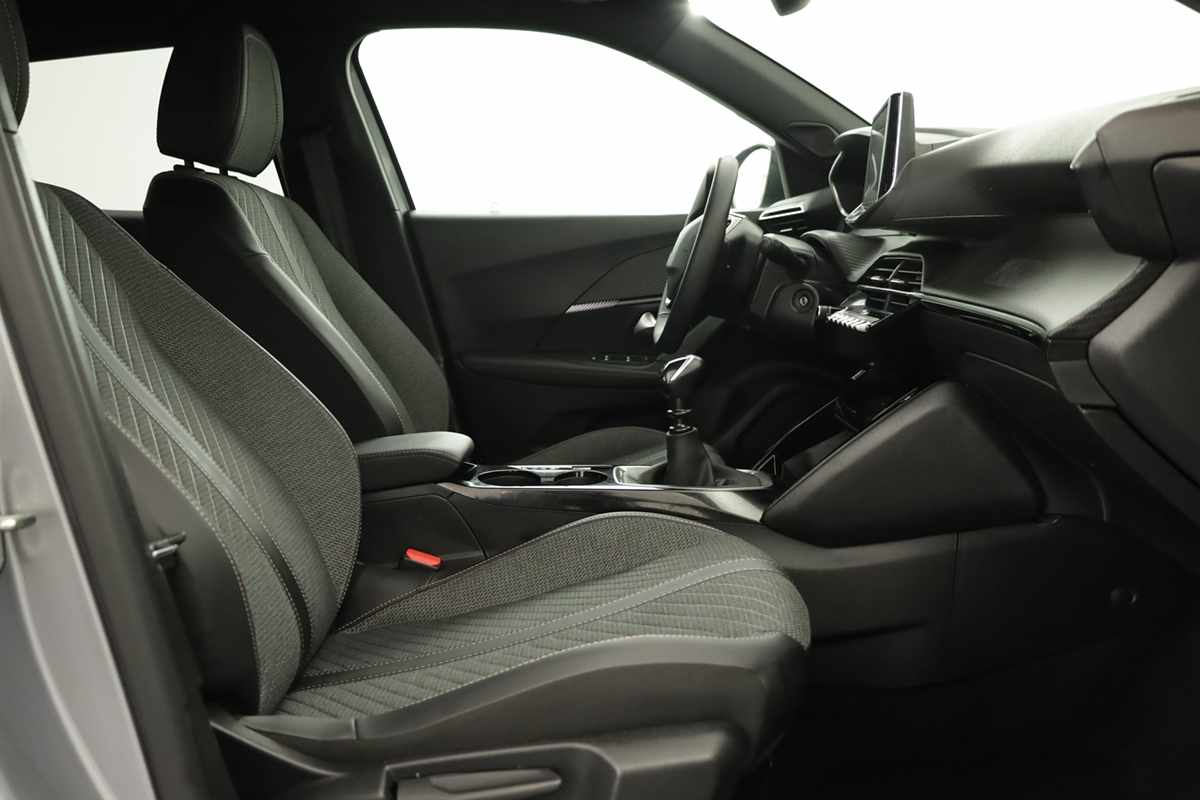 peugeot-2008-2025-gasolina-1199cc