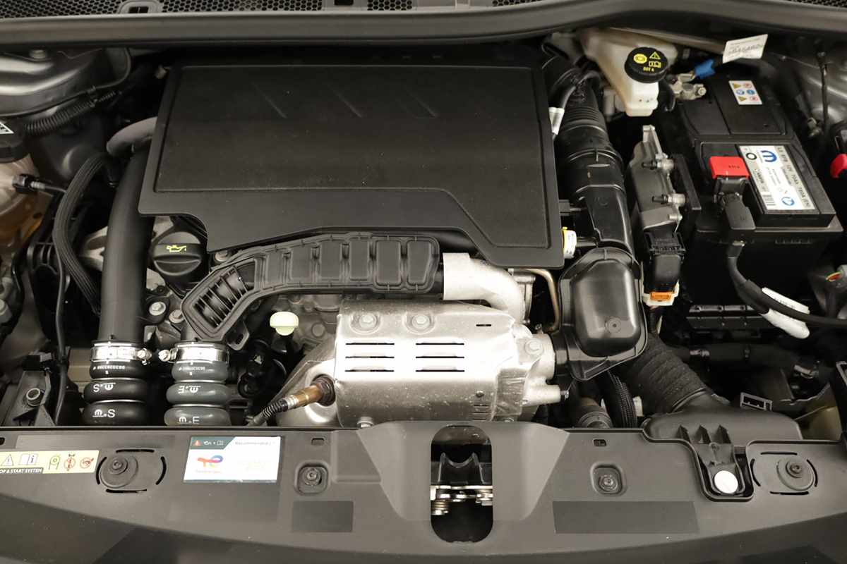 peugeot-2008-2025-gasolina-1199cc