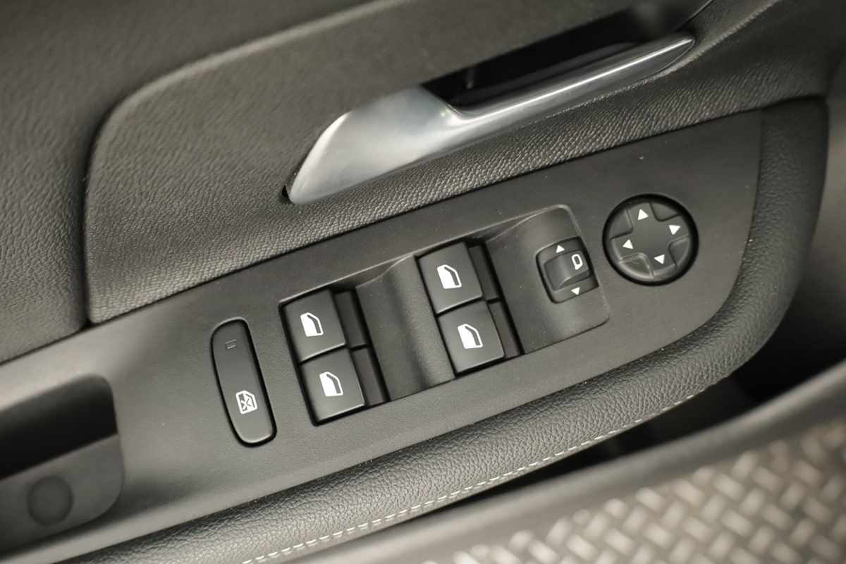 opel-mokka-2025-gasolina-1199cc