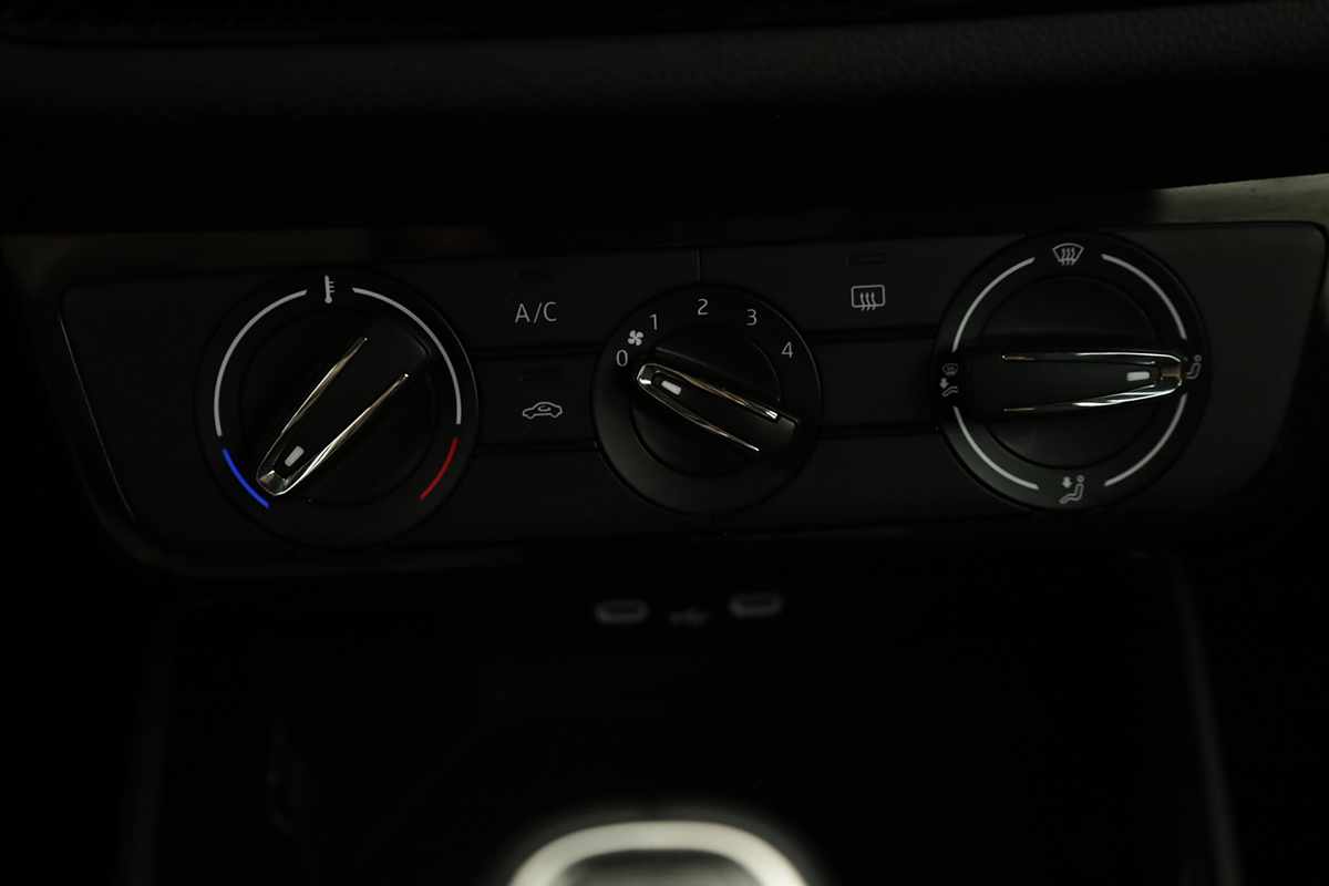 skoda-fabia-2025-gasolina-999cc