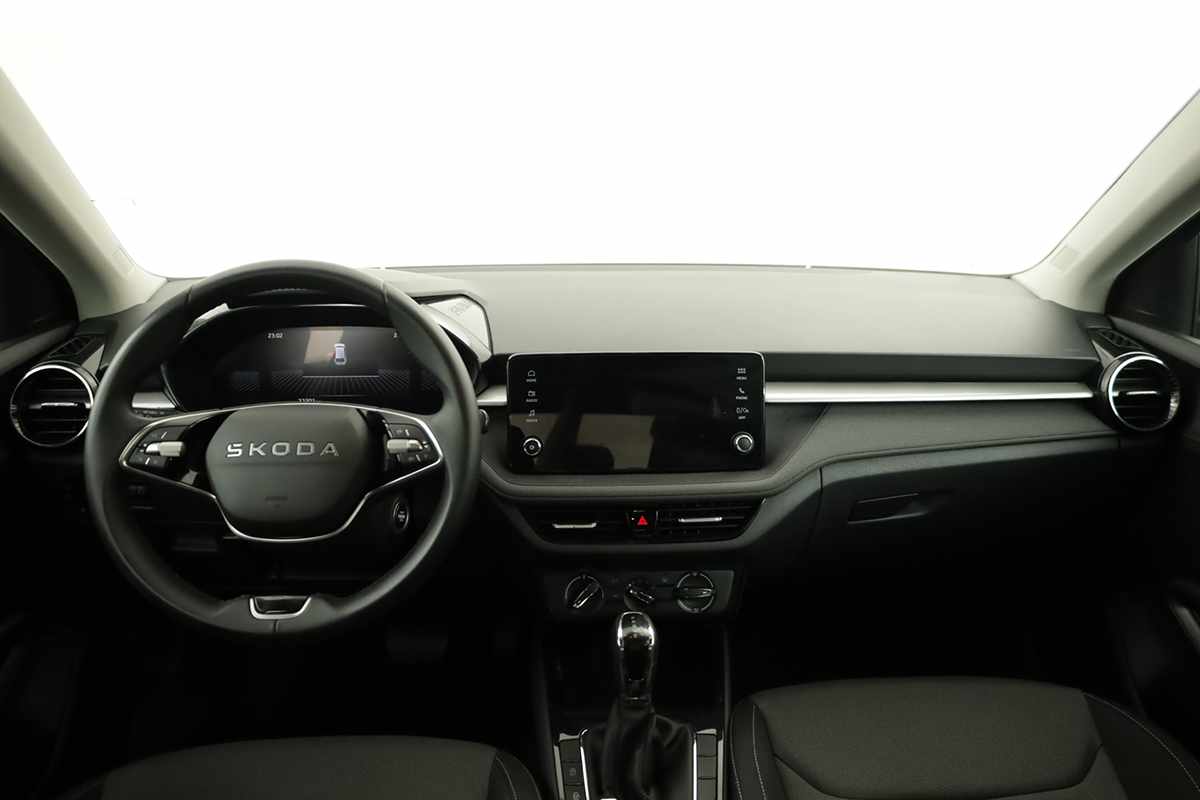 skoda-fabia-2025-gasolina-999cc