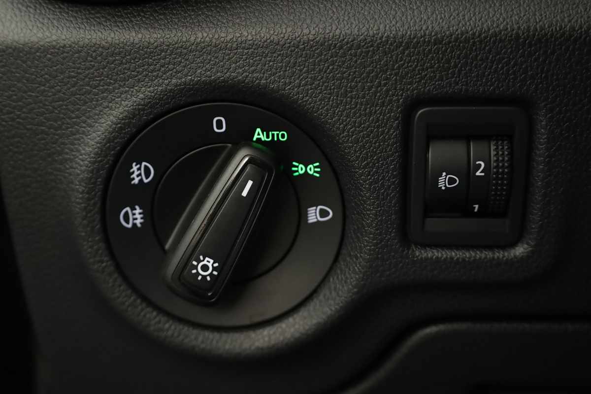 skoda-fabia-2025-gasolina-999cc