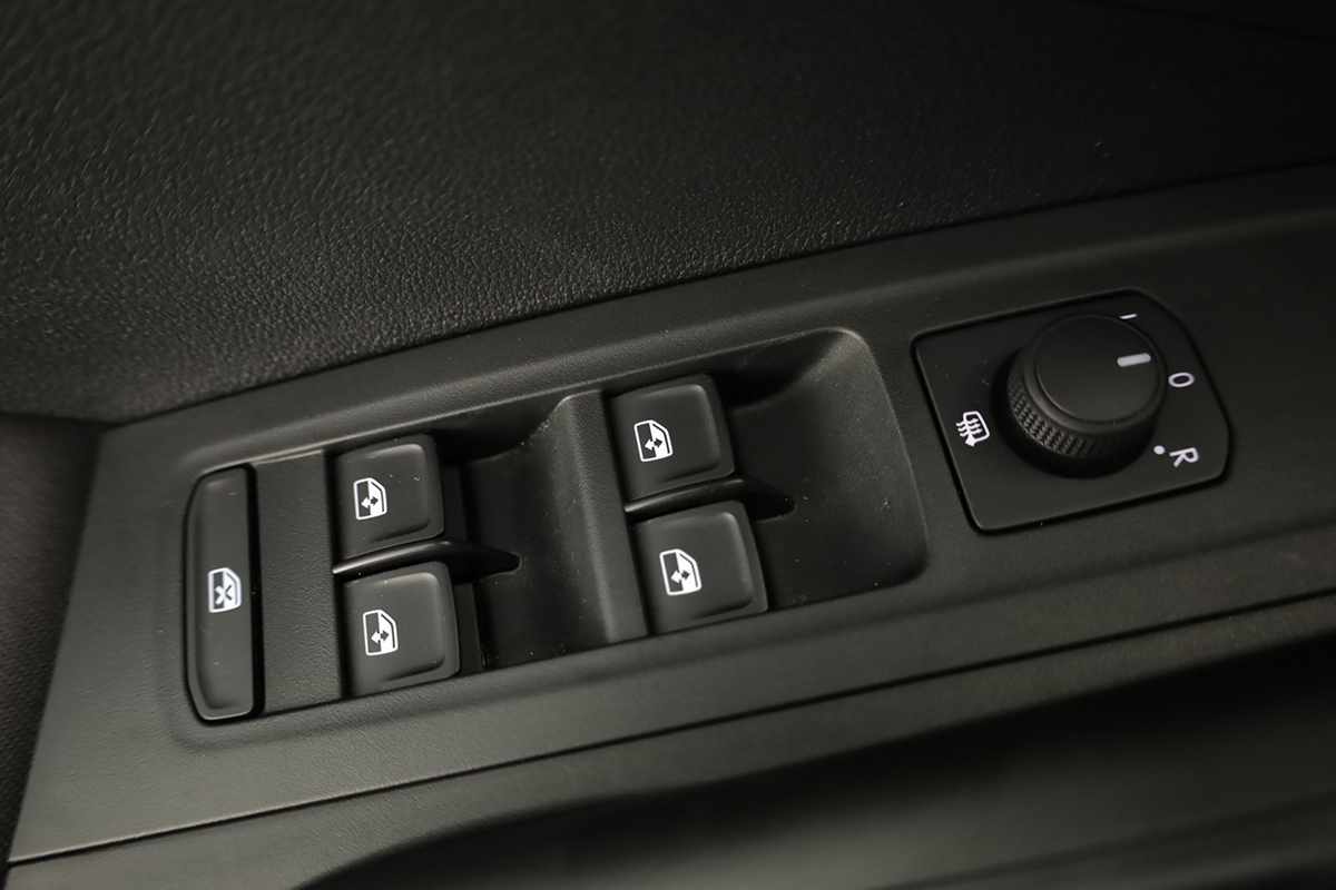 skoda-fabia-2025-gasolina-999cc