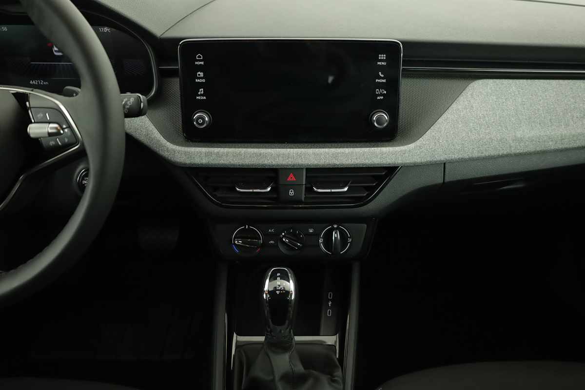 skoda-kamiq-2024-gasolina-999cc