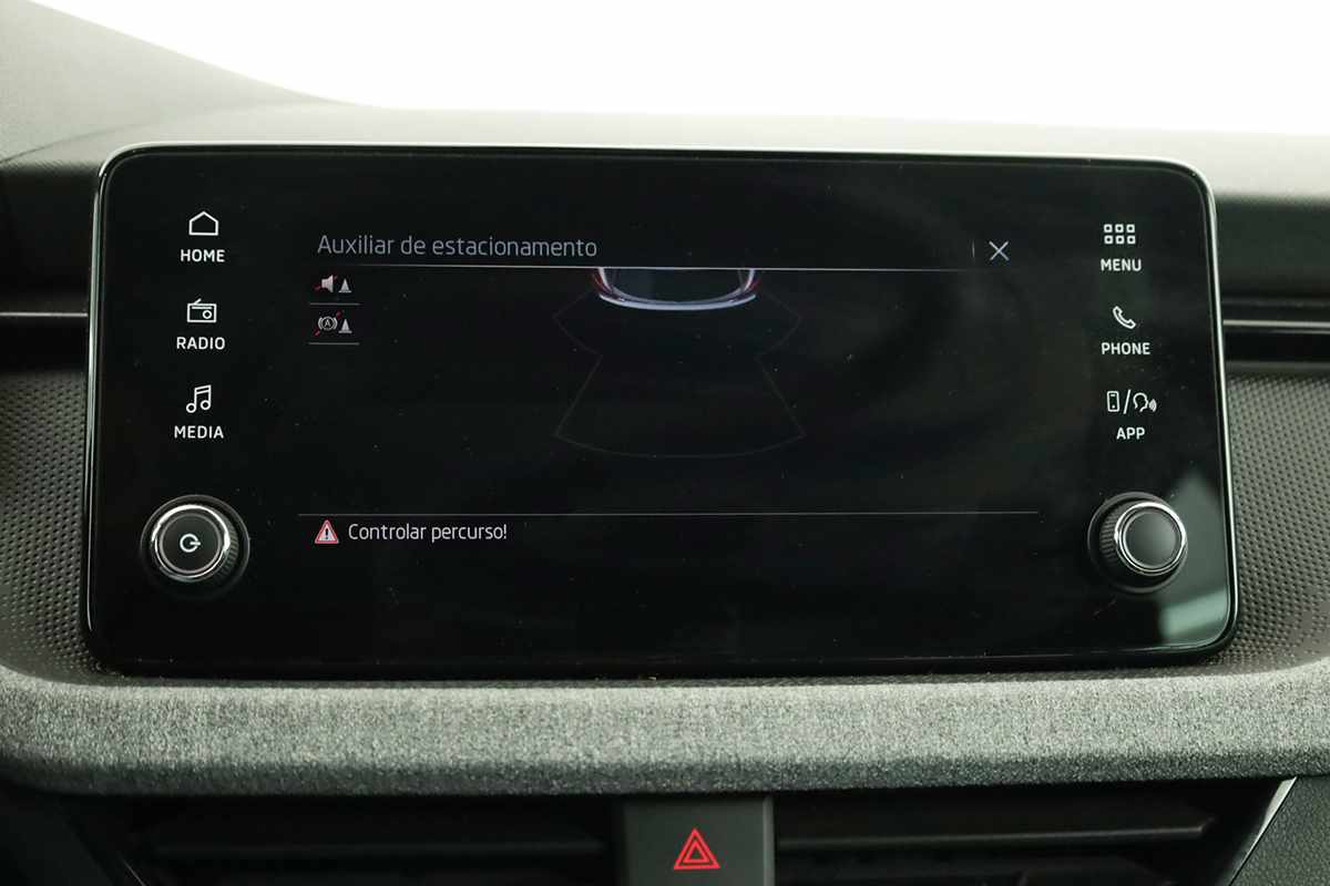 skoda-kamiq-2024-gasolina-999cc