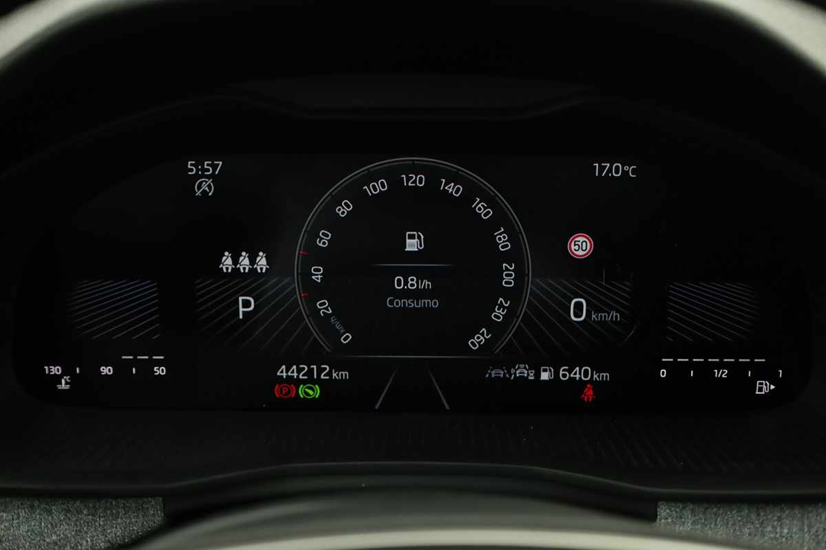 skoda-kamiq-2024-gasolina-999cc