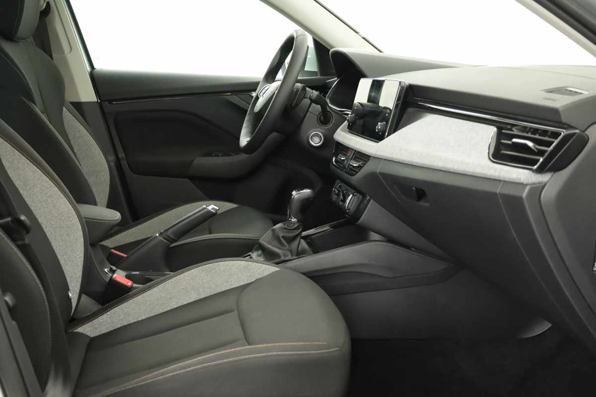 skoda-kamiq-2024-gasolina-999cc