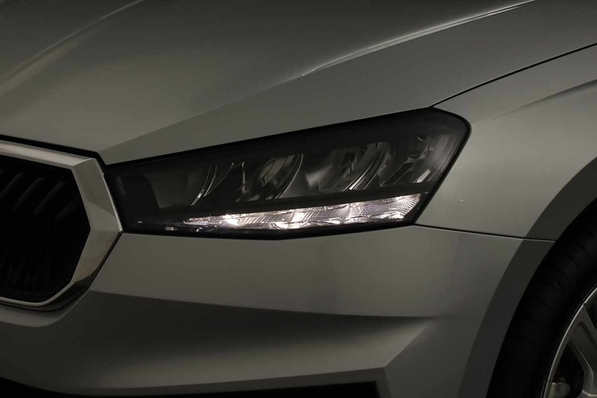 skoda-fabia-2025-gasolina-999cc