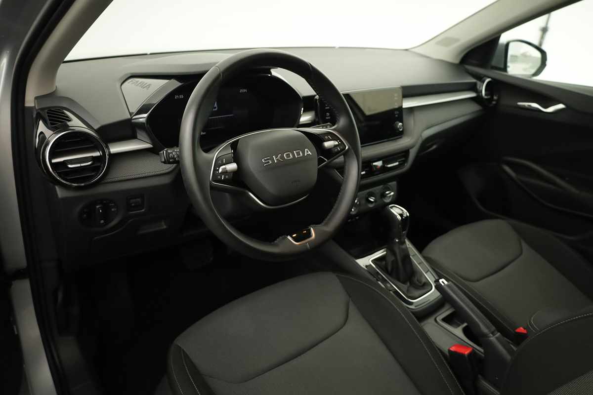 skoda-fabia-2025-gasolina-999cc