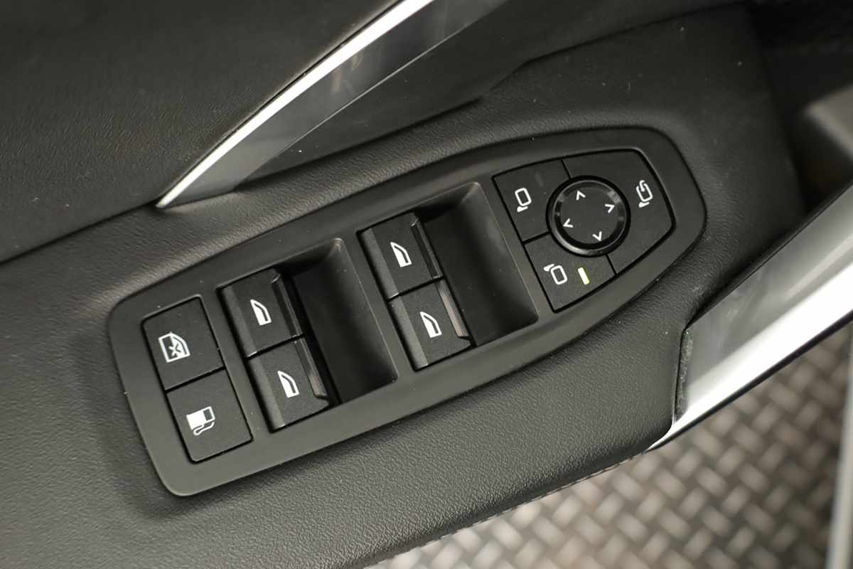 bmw-x1-2025-hibrido-a-gasolina-1499cc