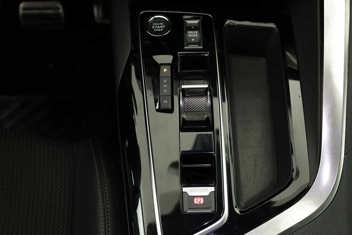 peugeot-3008-2024-gasolina-1199cc