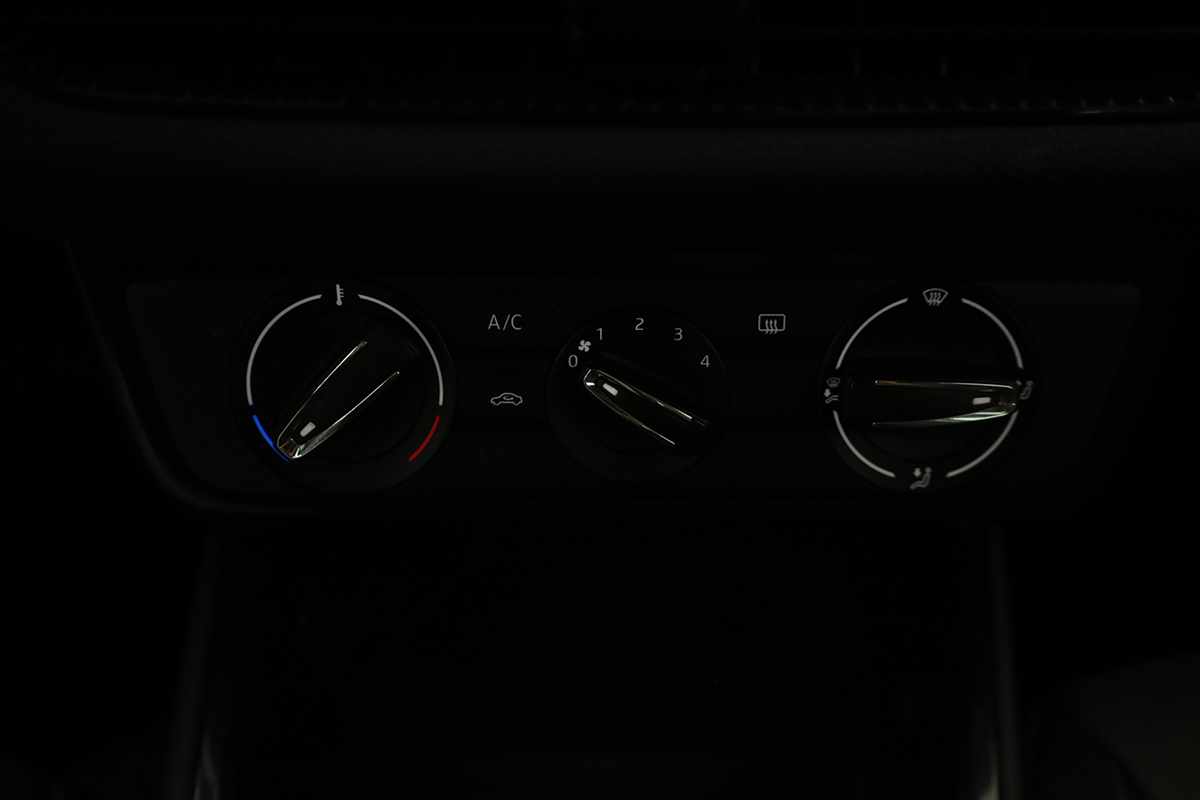 skoda-fabia-2025-gasolina-999cc