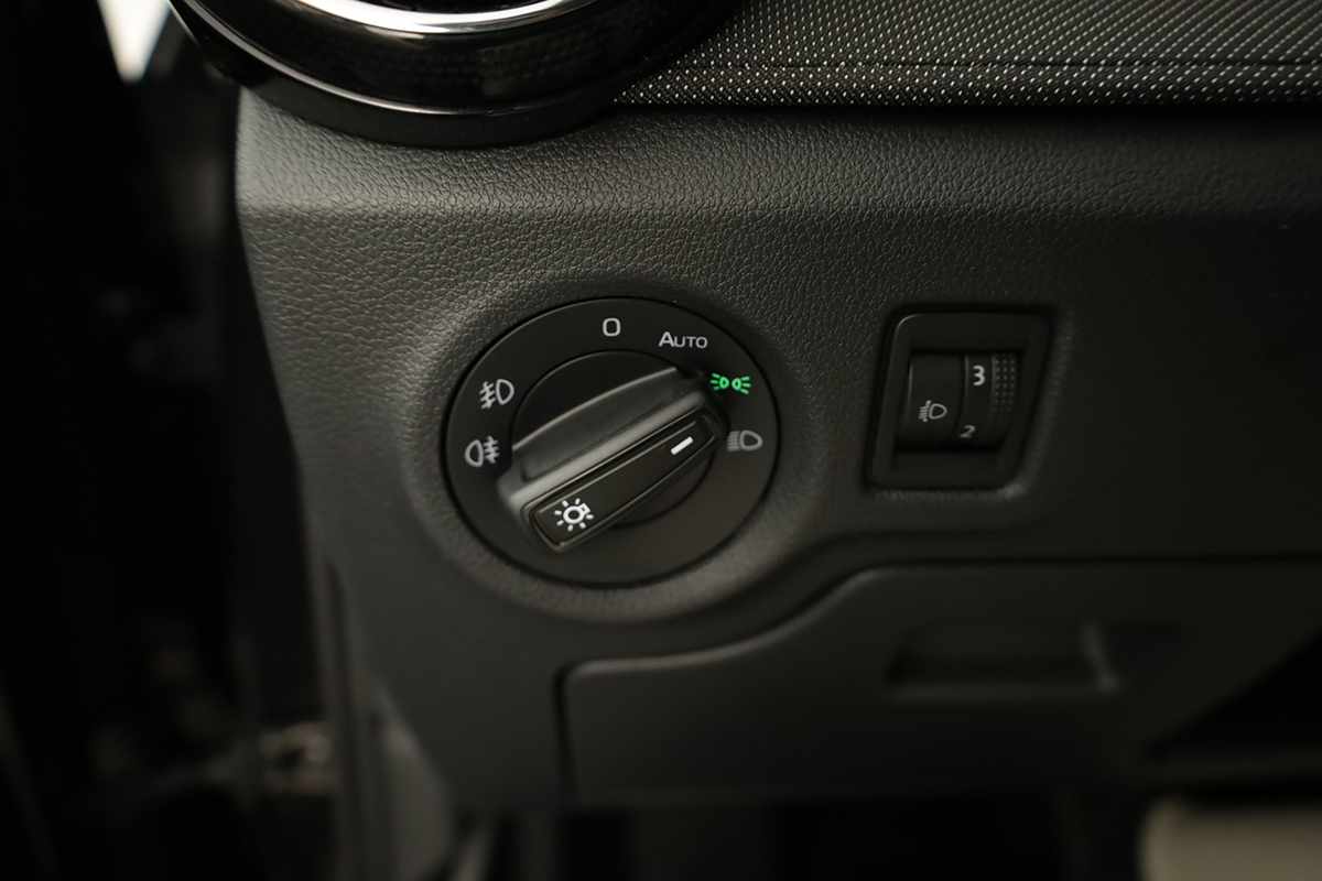 skoda-fabia-2025-gasolina-999cc