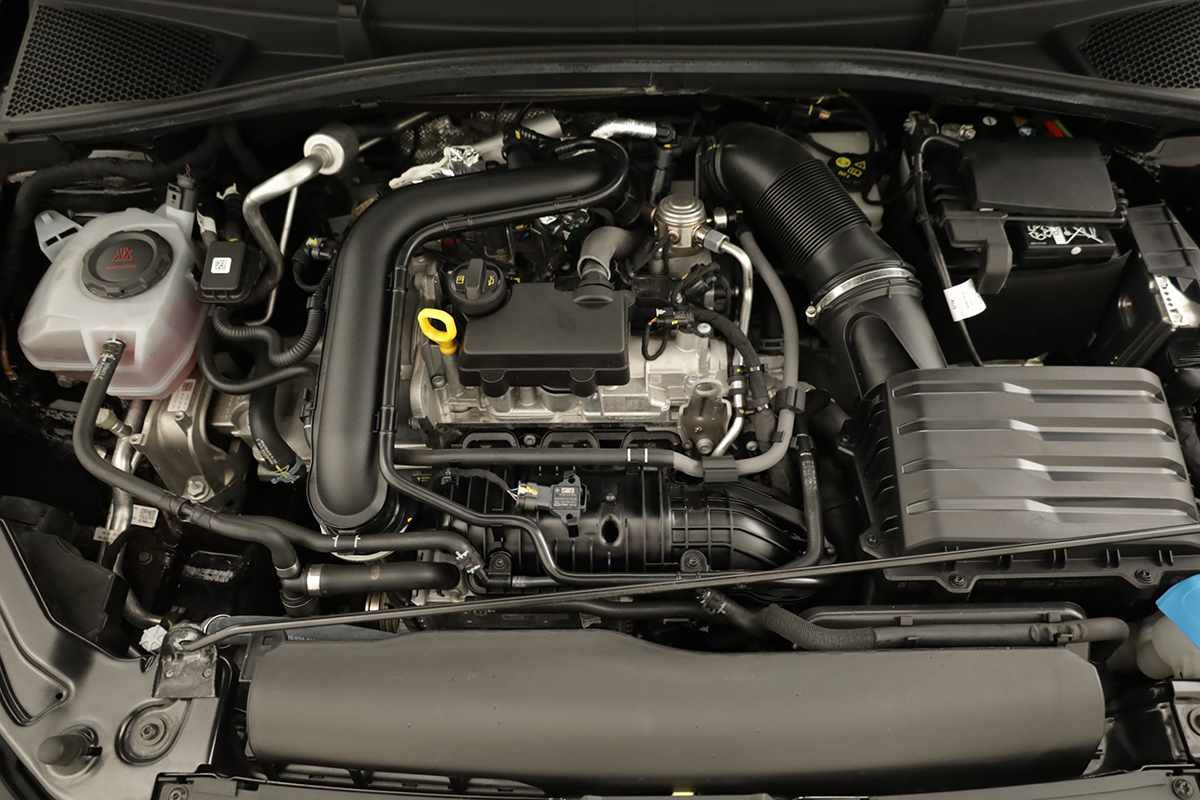 skoda-fabia-2025-gasolina-999cc