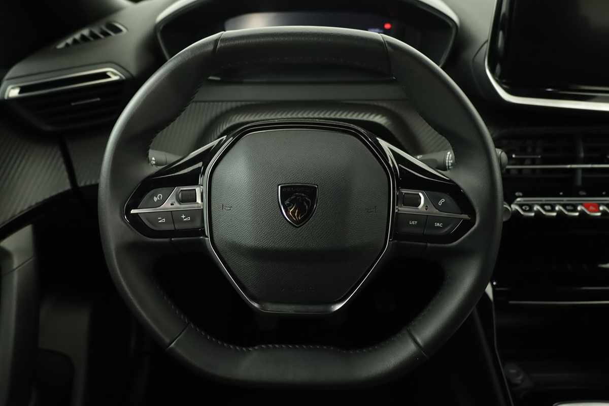 peugeot-2008-2025-gasolina-1199cc