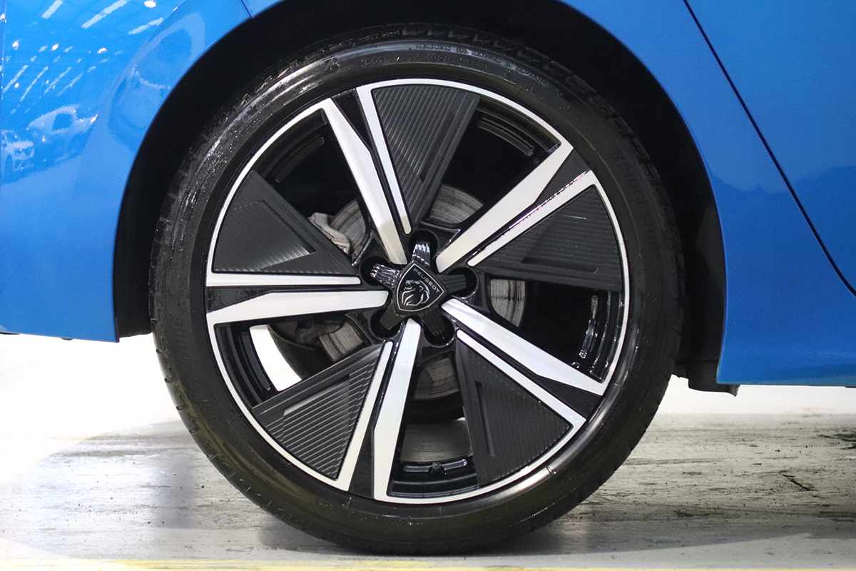 peugeot-308-2024-gasolina-1199cc