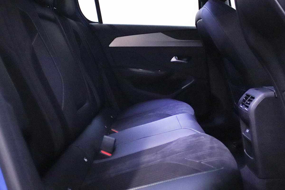 peugeot-308-2024-gasolina-1199cc