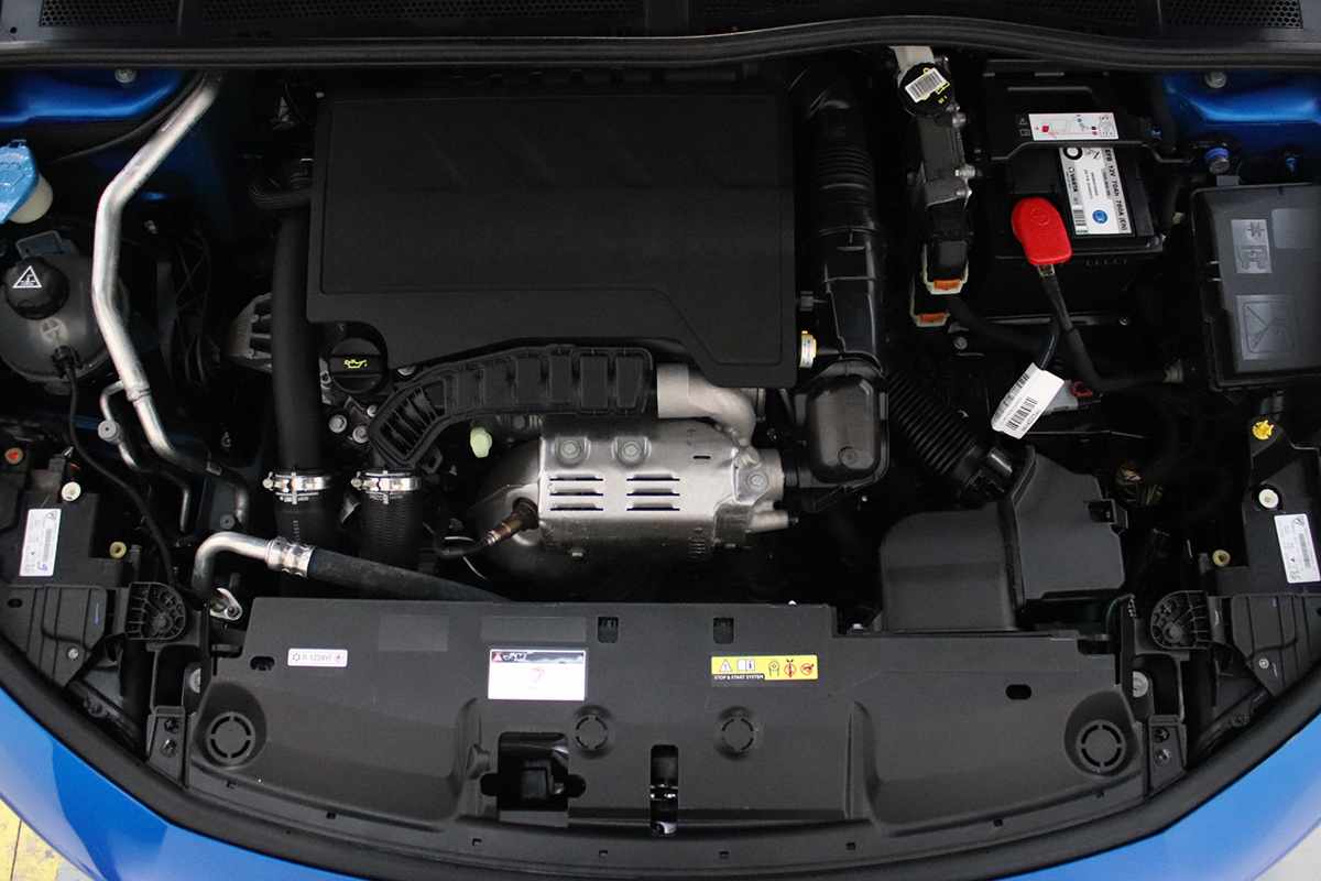 peugeot-308-2024-gasolina-1199cc