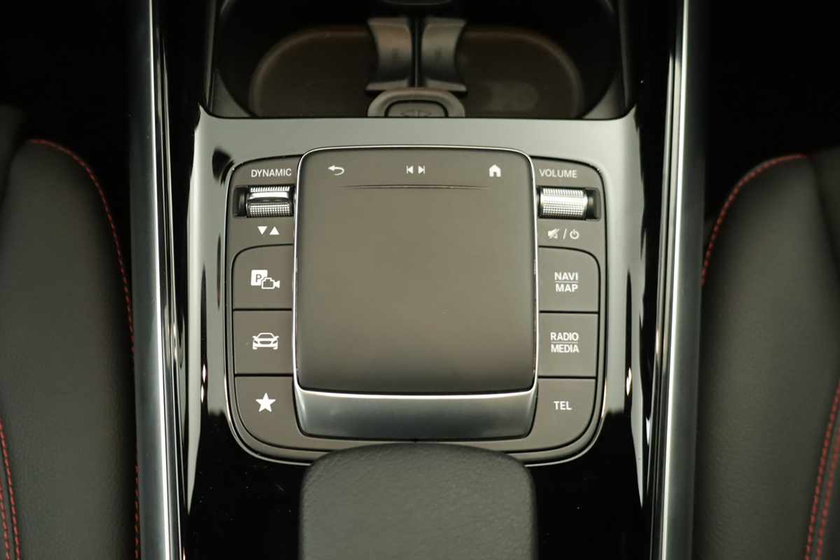 mercedes-benz-gla-2021-gasolina-1332cc